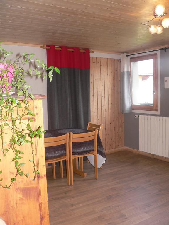 Granier Chambres Et Gite "Pollen" المظهر الخارجي الصورة